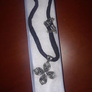 Cross Neckless